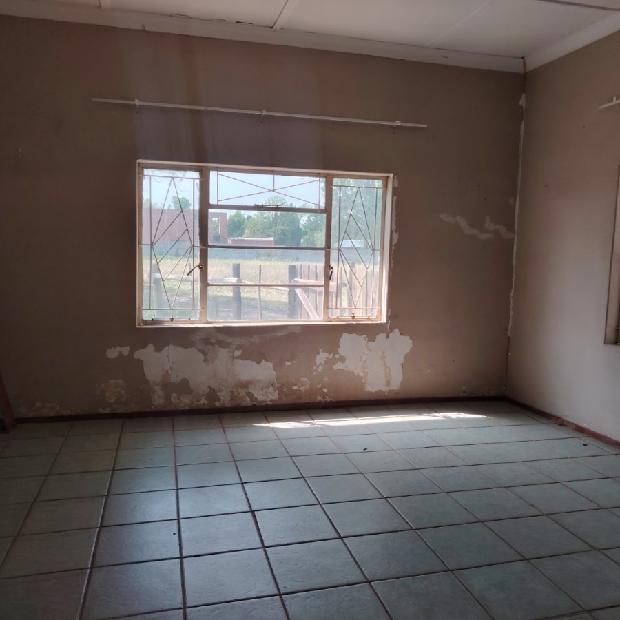 Commercial Property for Sale in Roodewal Free State